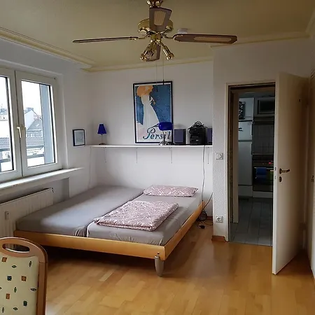 Corneliusstrasse Apartment Dusseldorf
