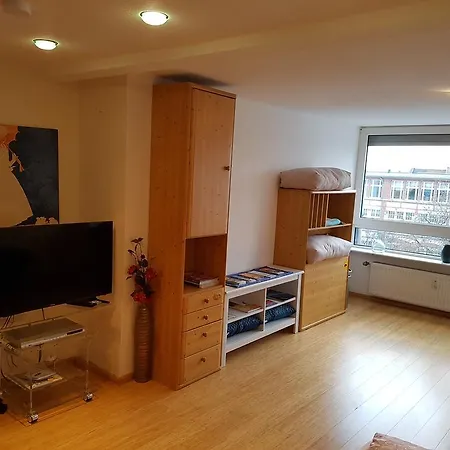 Corneliusstrasse Apartment *